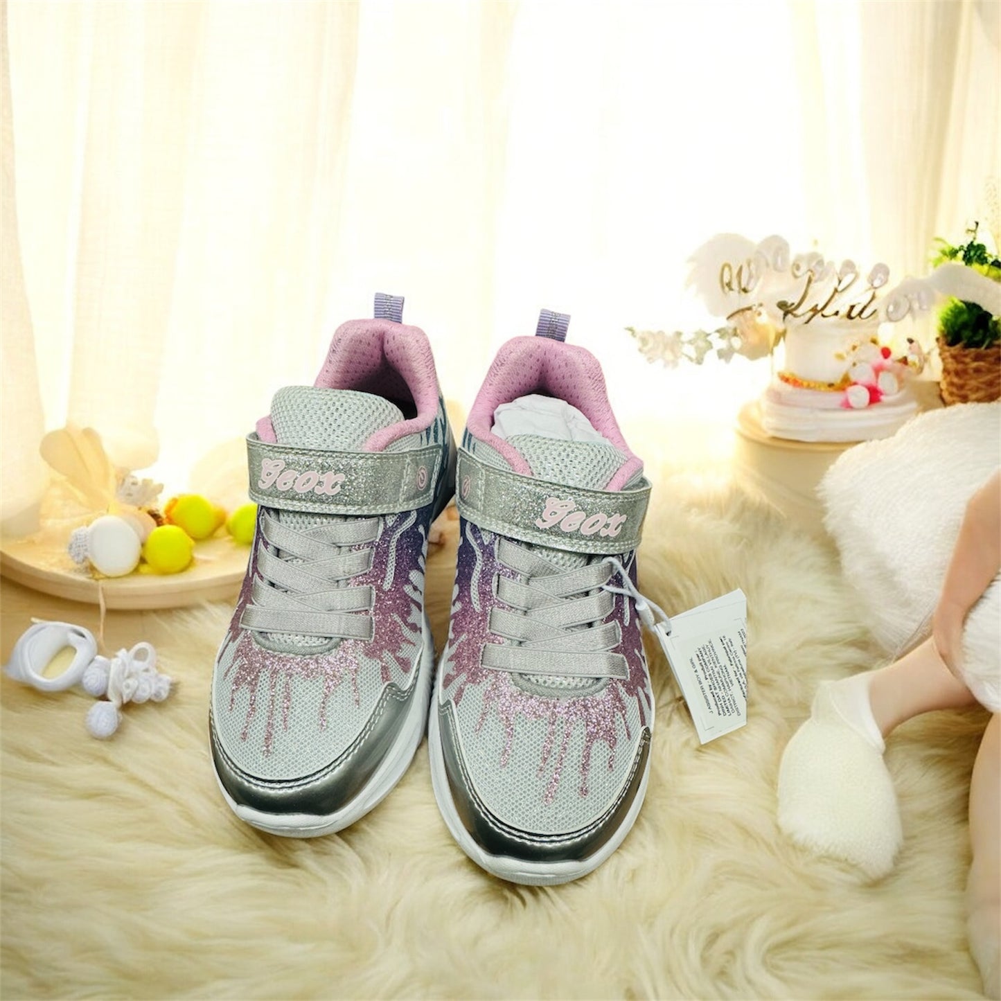 GEOX J ASSISTER Blinkende Schuhe für Kinder in Silber/Rosa Herstellernummer: J45E9COASKN C0566 ( Letzte Stück ) - Lieber Deem Billiger Shop
