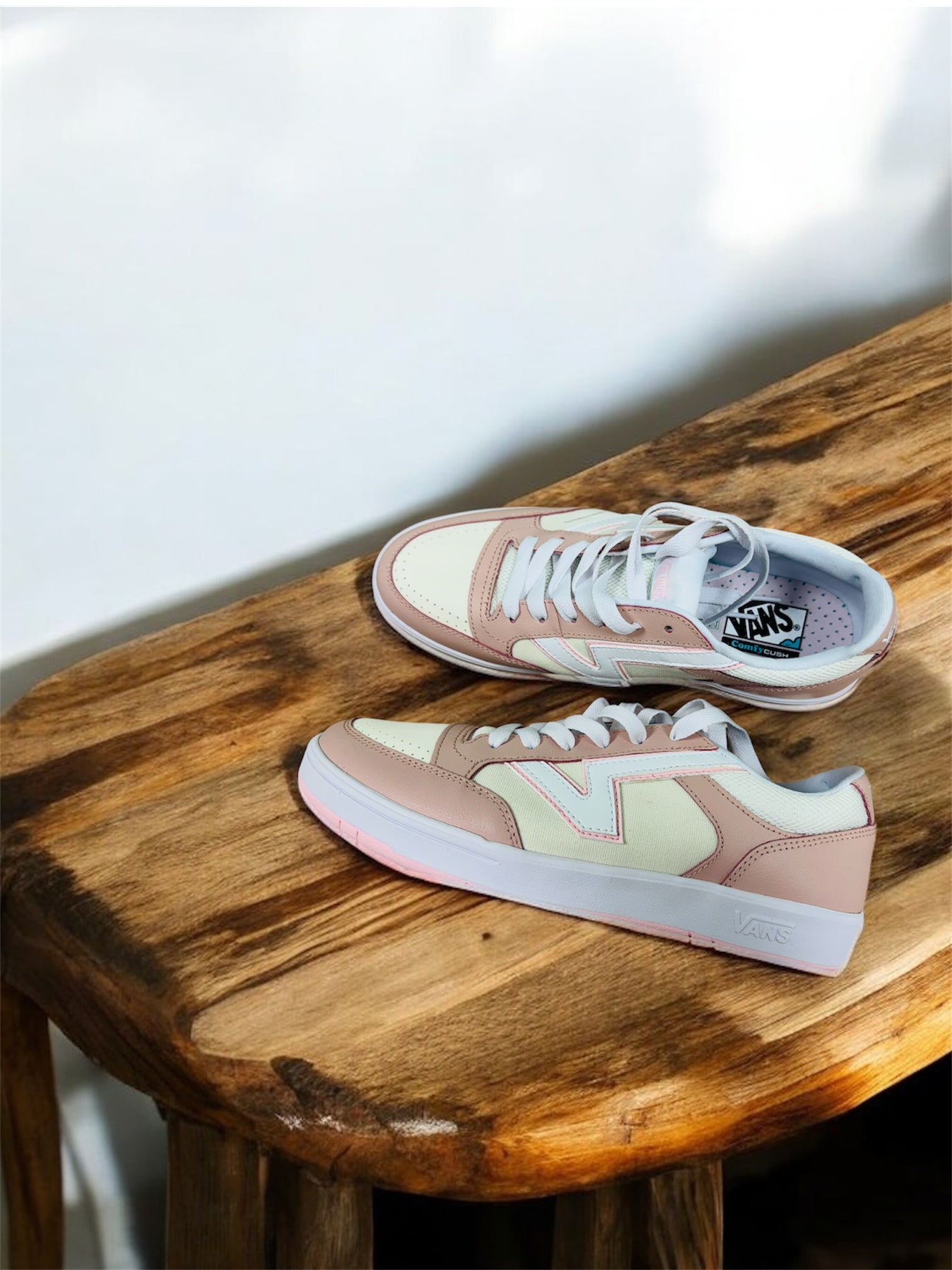 Vans Lowland CC Damen Sneakers in Rose/Creme Herstellernummer: VN000BWBBQL1 ( Letzte Stück ) - Lieber Deem  Billiger Shop