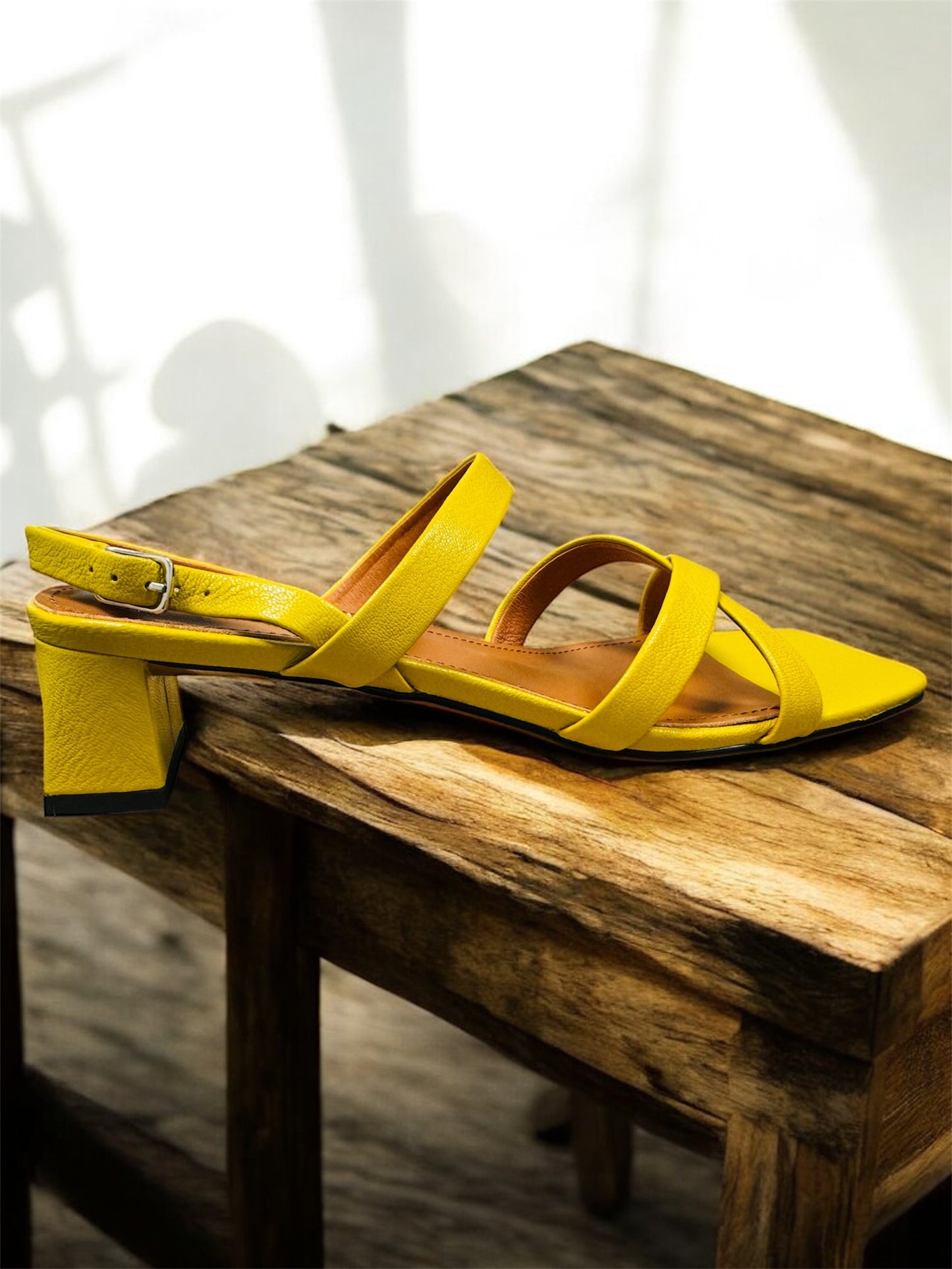 BiBi Lou Amarillo Damen Sandalen