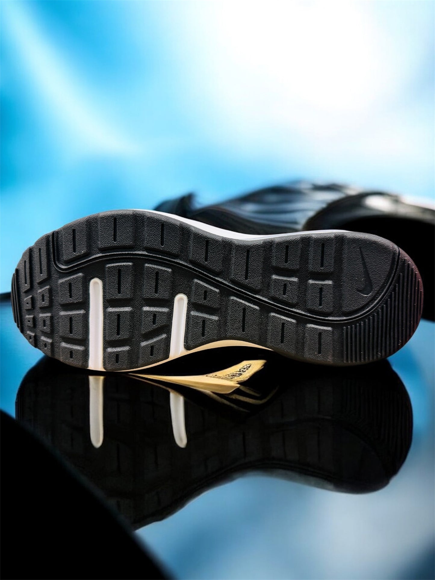 Nike Air Max AP Damen Sportschuhe