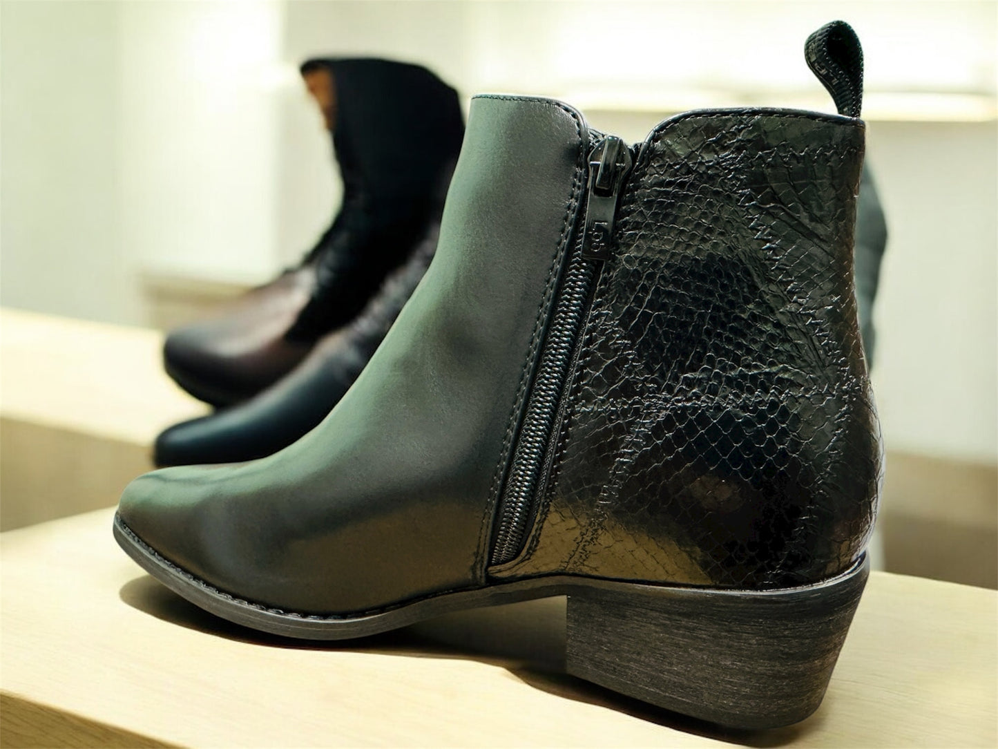 LPB (Les Petites Bombes ) Bottines Erula Damen Winter Stiefeletten